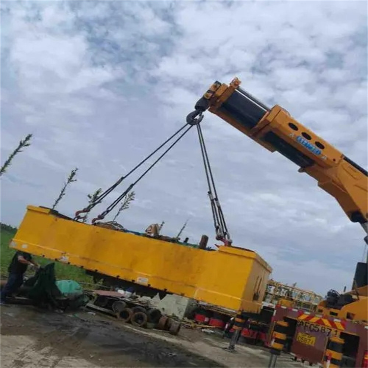 冀州随车吊吊集装箱怎么吊